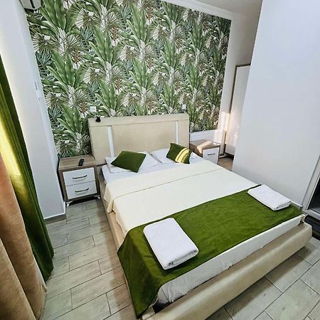 Nikas Guest House Batumi Ngoại thất bức ảnh