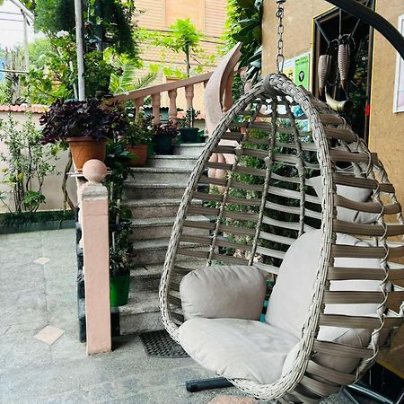 Nikas Guest House Batumi Ngoại thất bức ảnh
