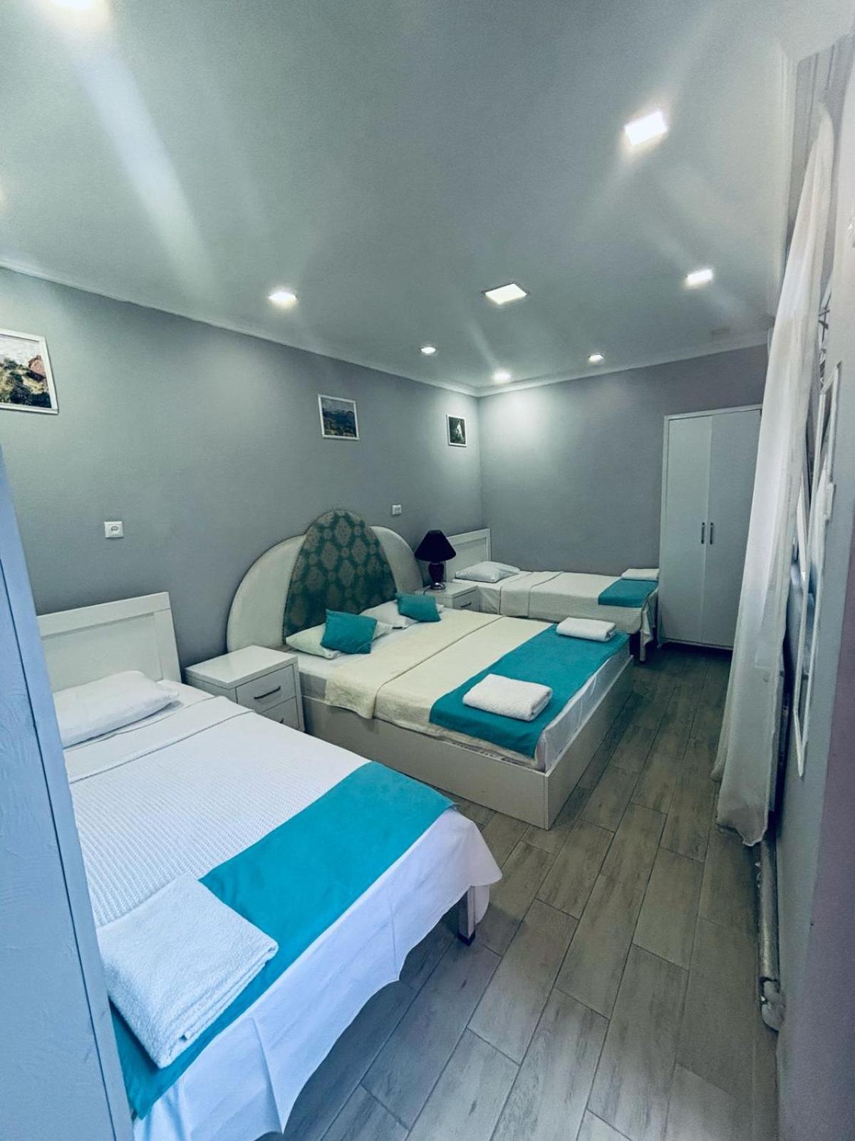 Nikas Guest House Batumi Ngoại thất bức ảnh