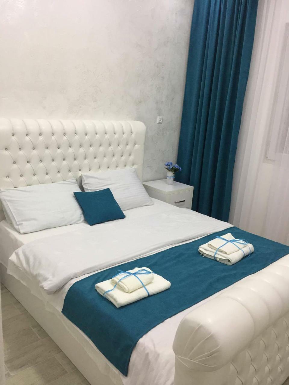Nikas Guest House Batumi Ngoại thất bức ảnh